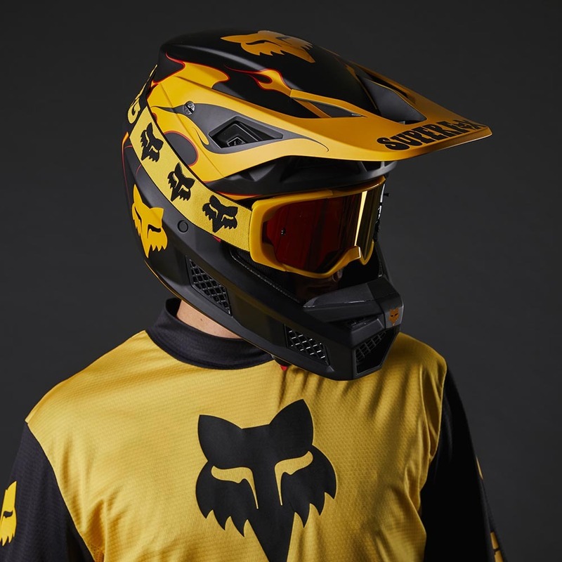 Fox v3 helmet sales 2019